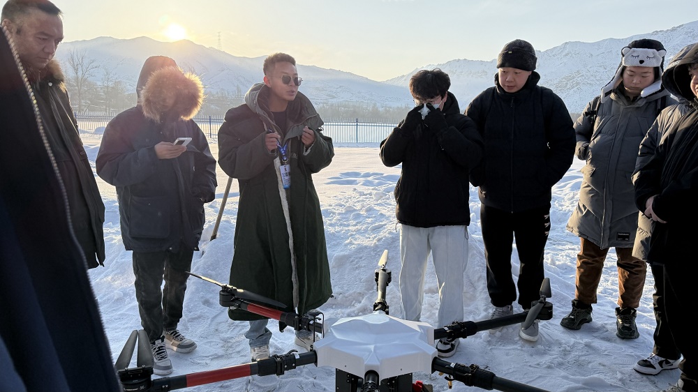 【青少年无人机培训】低空经济起飞：新疆保华润天航空如何引领无人机驾照培训新浪潮？